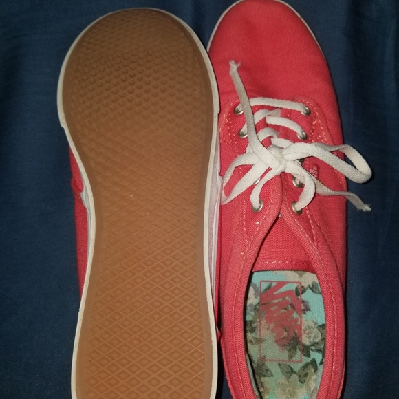 Shoes - Picture 3 of 3